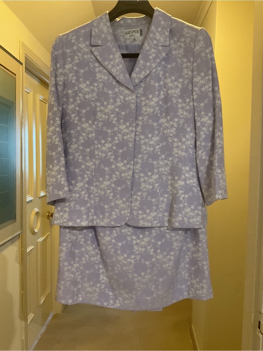 Kasper Light Lavender Floral Two-Piece Skirt Suit